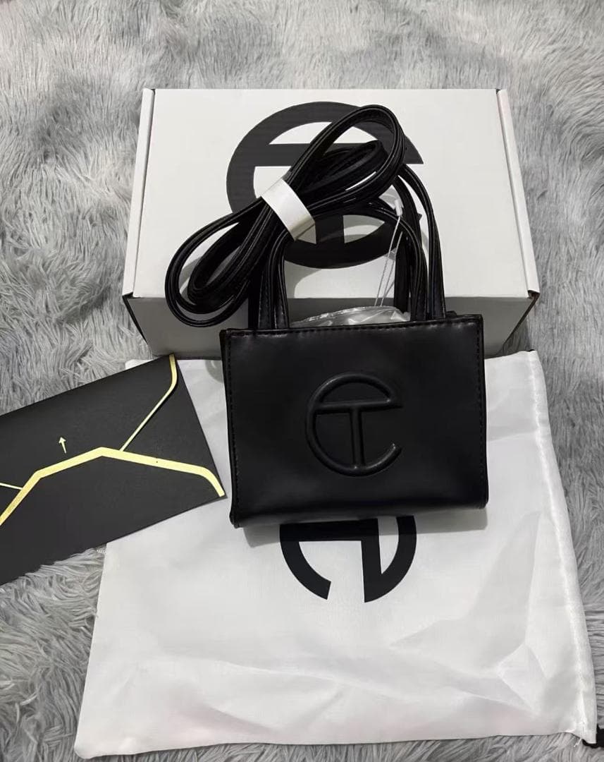 Telfarブラック ショルダーバッグ *-