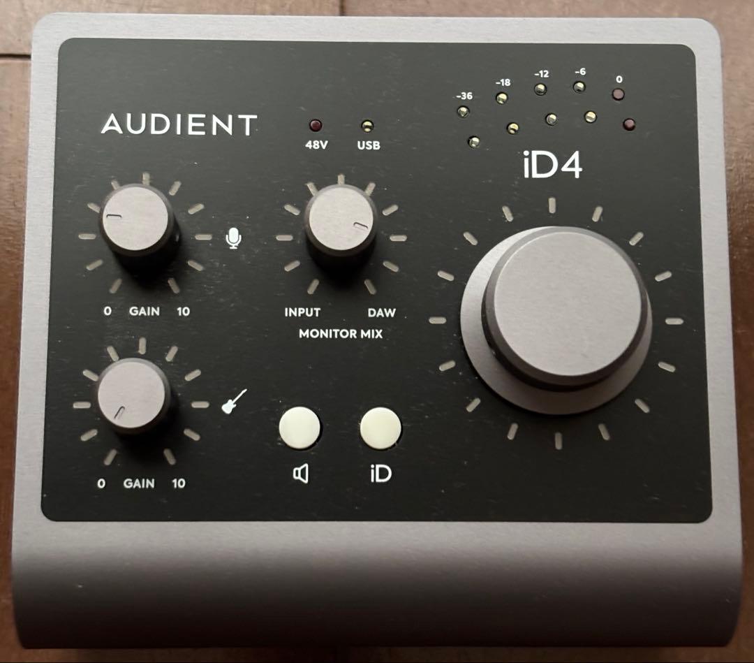 Audient iD4 MkII USBオーディオインターフェース