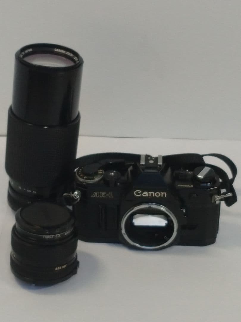 ジャンク Canon キャノン AE-1 一眼レフカメラ レンズ2点付き