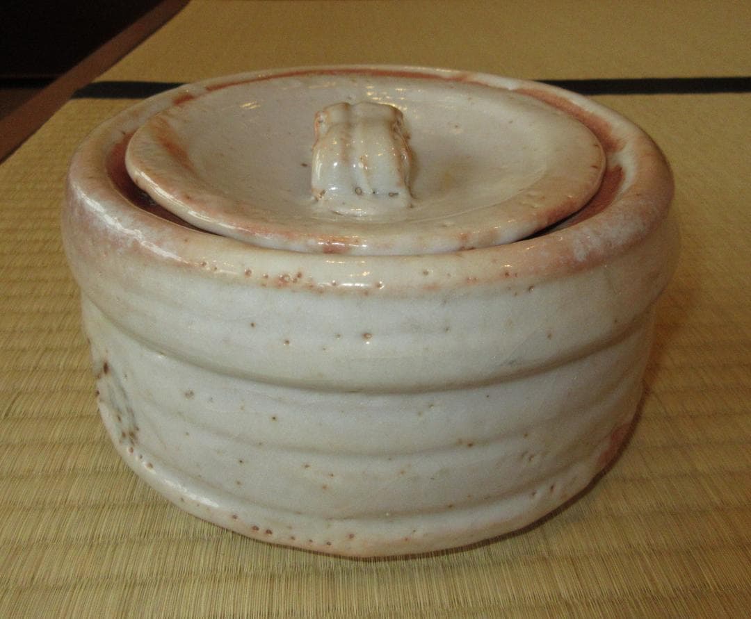 送料込【逢絢亭】茶道具 平水指 美濃焼 志野 陶器の蓋 加藤晴三 共箱入り