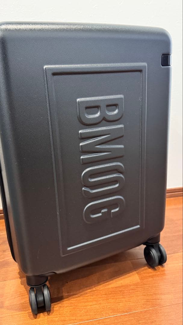BMSG 中型キャリーケース ブラック