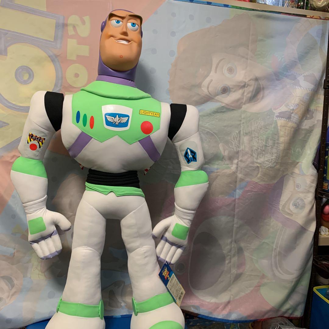 トイストーリー　特大ジャンボ　ぬいぐるみ　バズライトイヤー