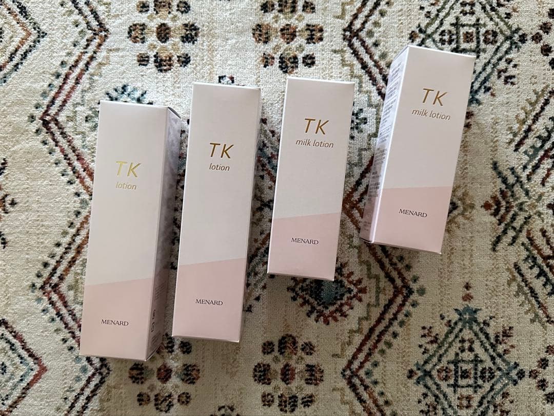 メナードTKローション2本、ミルクローション2本