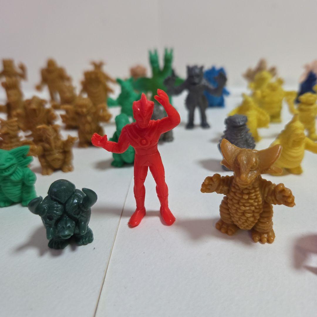 ウルトラマン消しゴム　怪獣消しゴム　74点セット