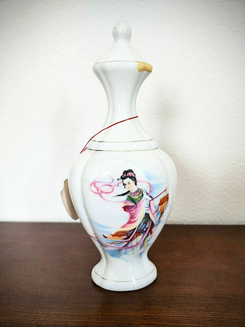 【セール】高級　中国　古酒　紅梅　千年白酒QIANSHANPAICHIEW