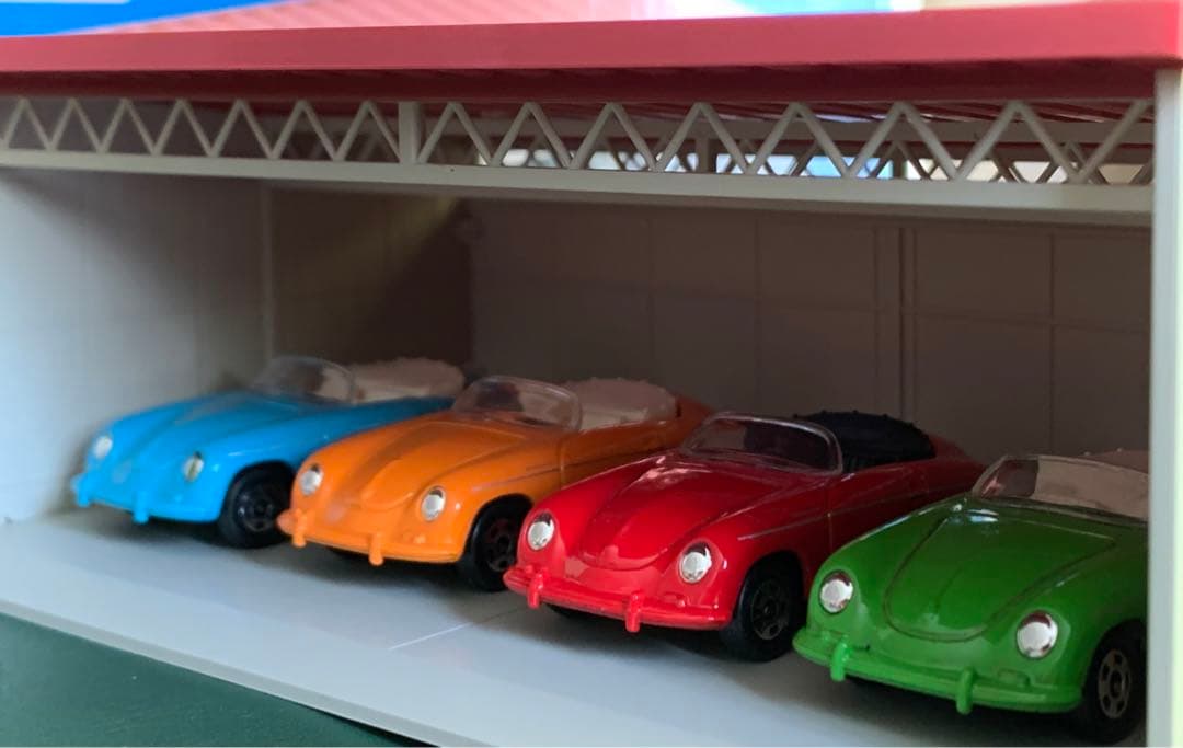 トミカラマ 屋根付駐車場 ポルシェガレージセット