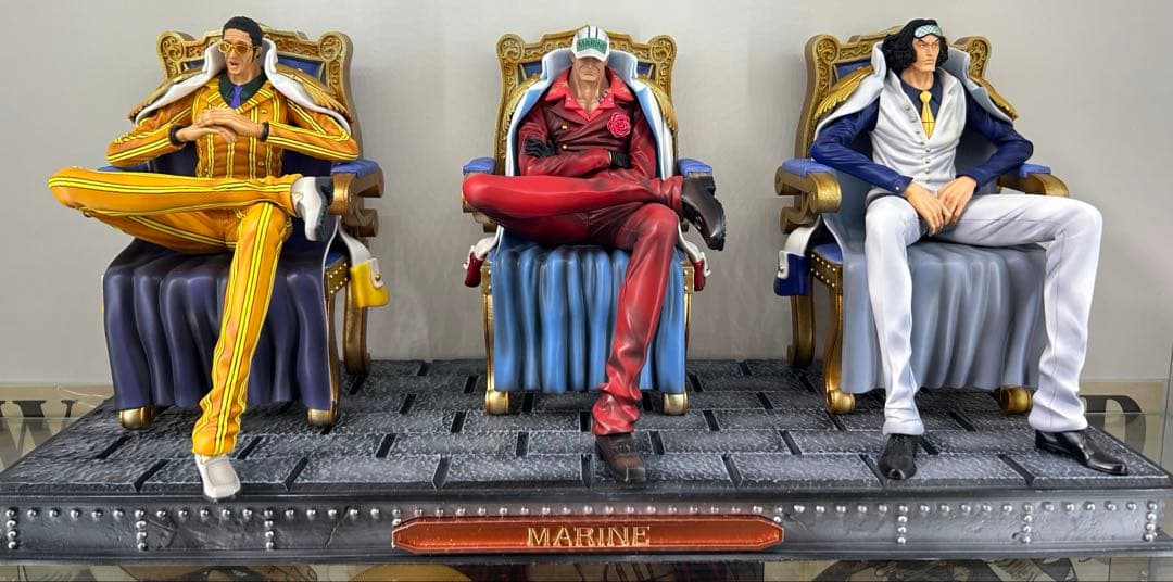 海軍 三大将 海外限定 ガレージキット フィギュア 赤犬 黄猿 クザン 専用台座