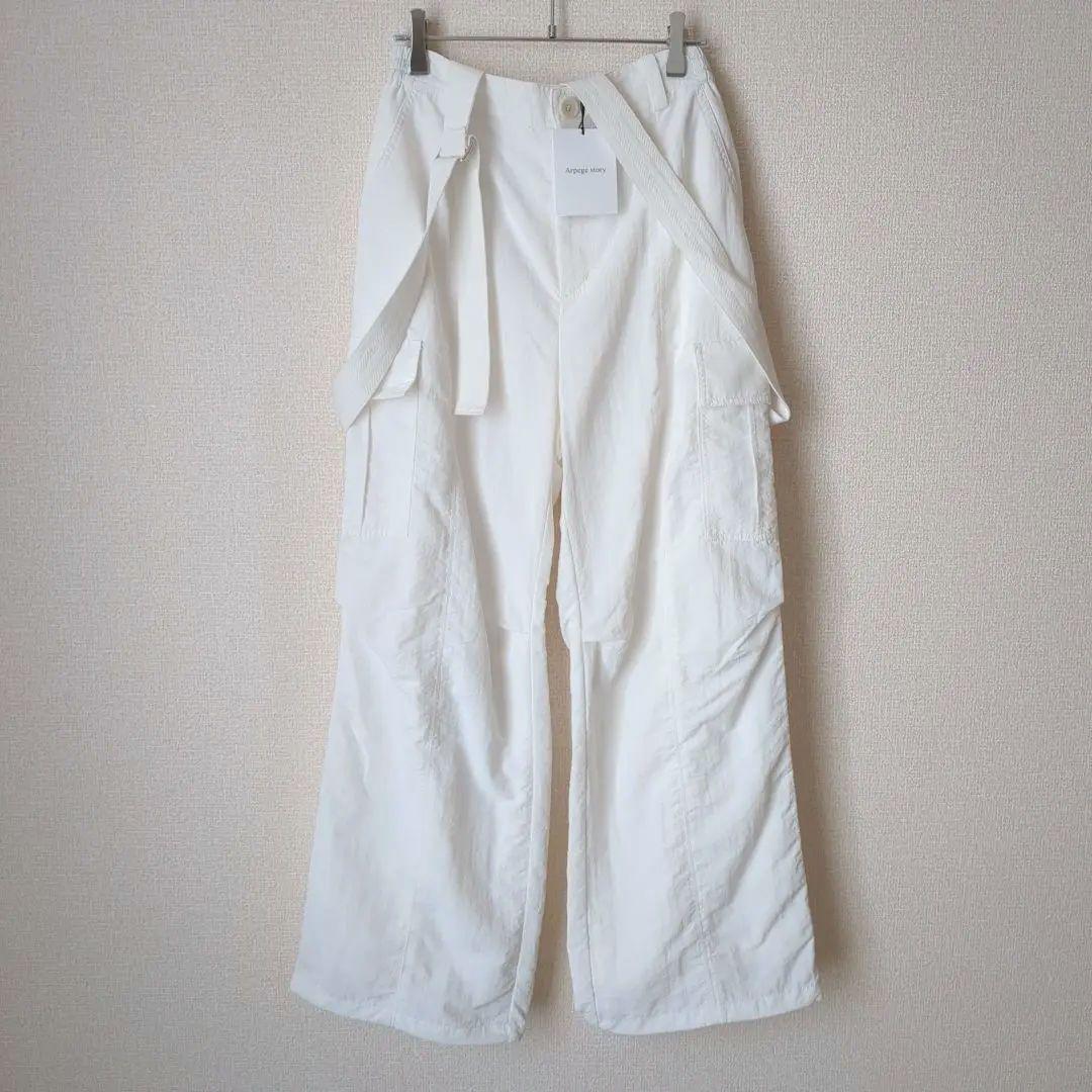 アルページュストーリー 撥水サス付きパラシュートパンツ　白　S　タグ付