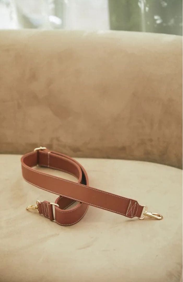 新品未使用★SEVENTEN by MIHO K馬刺繍ミニショルダーバック