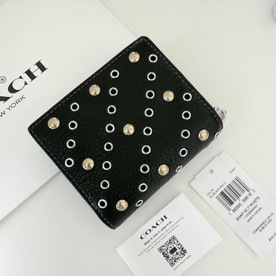 COACH コーチ 折り財布　ブラック　スタッズ　黒色
