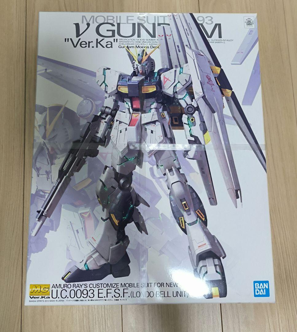 MG 1/100 νガンダム Ver.Ka & サザビー Ver.Ka　セット