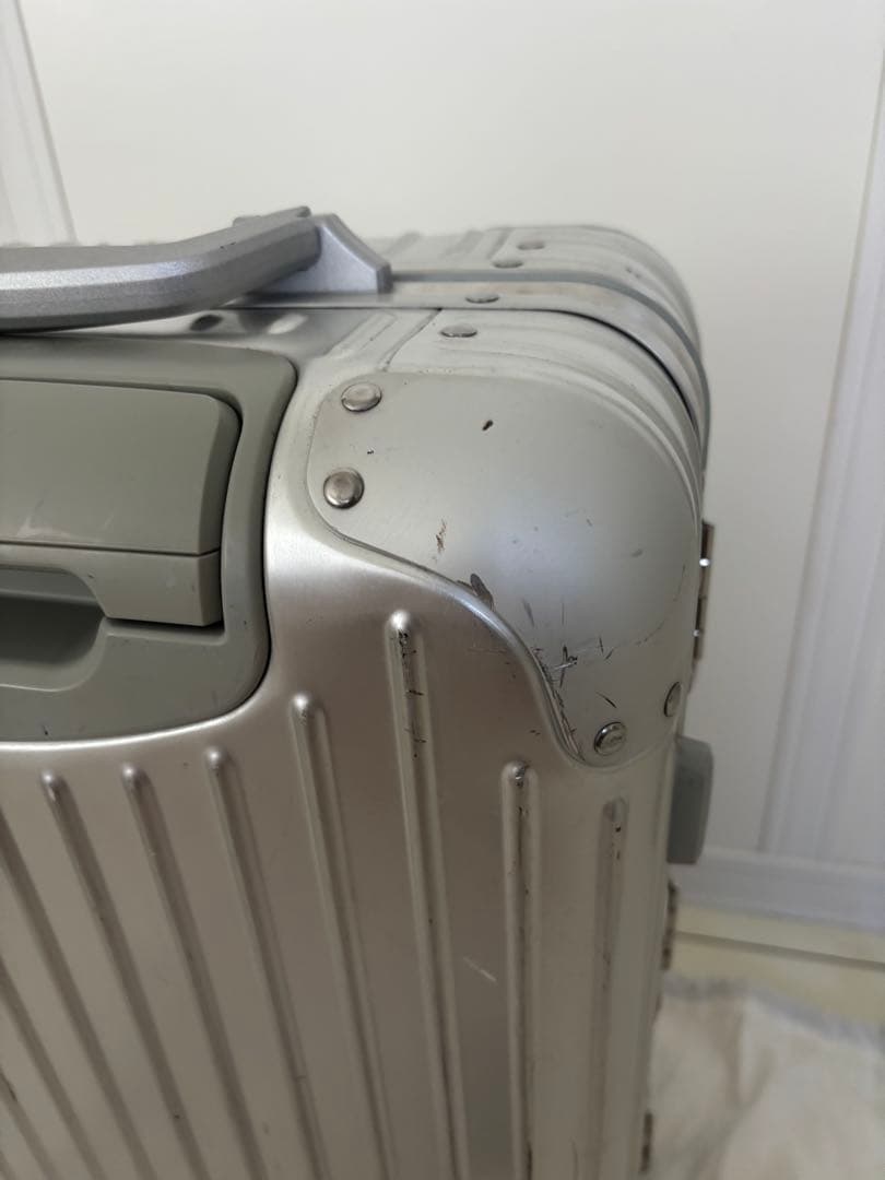 RIMOWA オリジナル 35L 4輪スーツケース シルバー