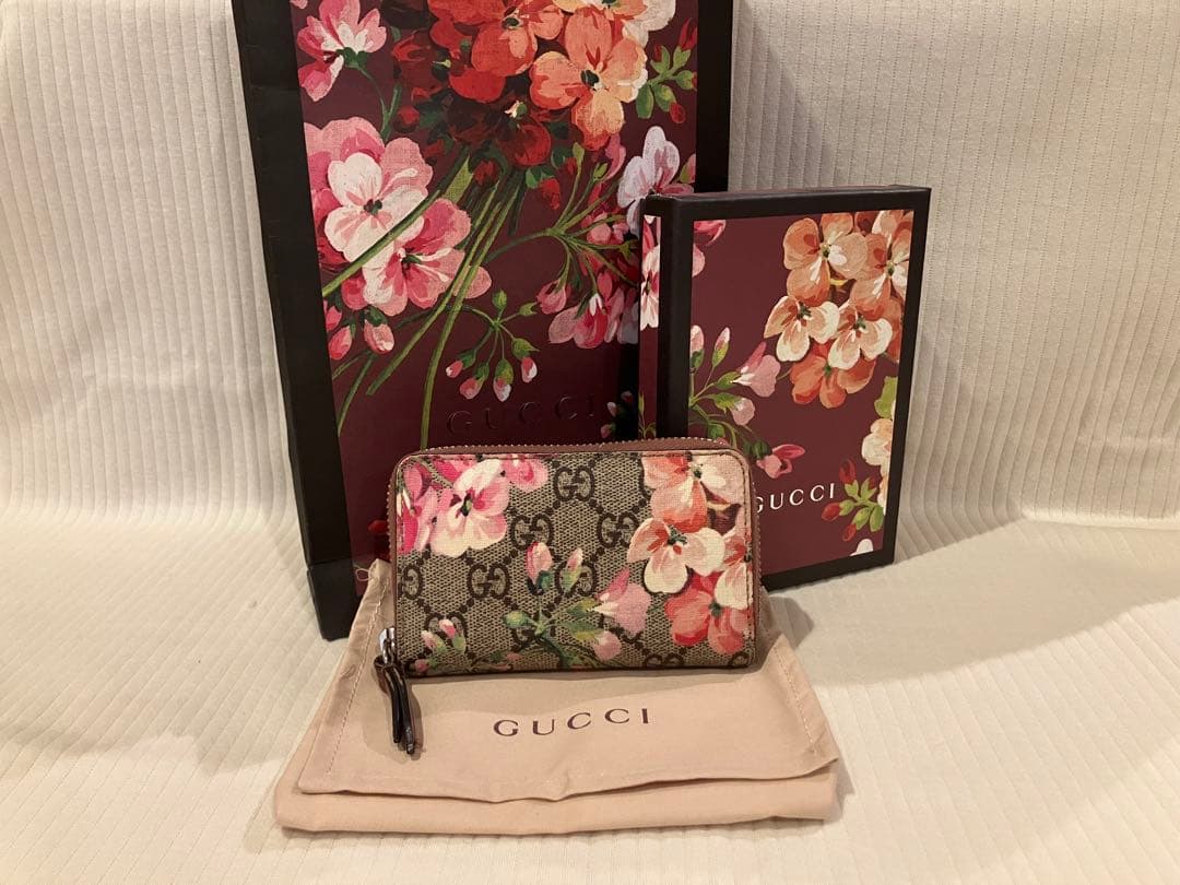 ★売れるまで値下げ！早い者勝ち！GUCCI グッチ　GG柄　 レディース　財布★