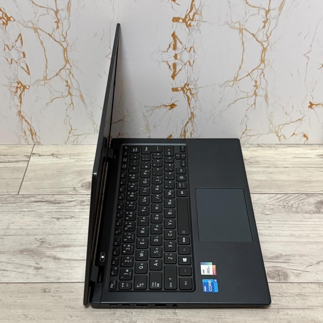 超軽量 Dynabook 11世代 i5 メモリ16GB SSD128 カメラ