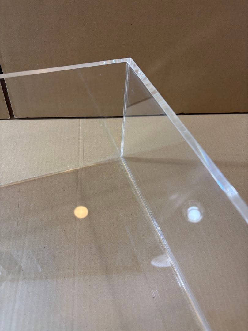 アクリル水槽　安心の板厚8ミリ