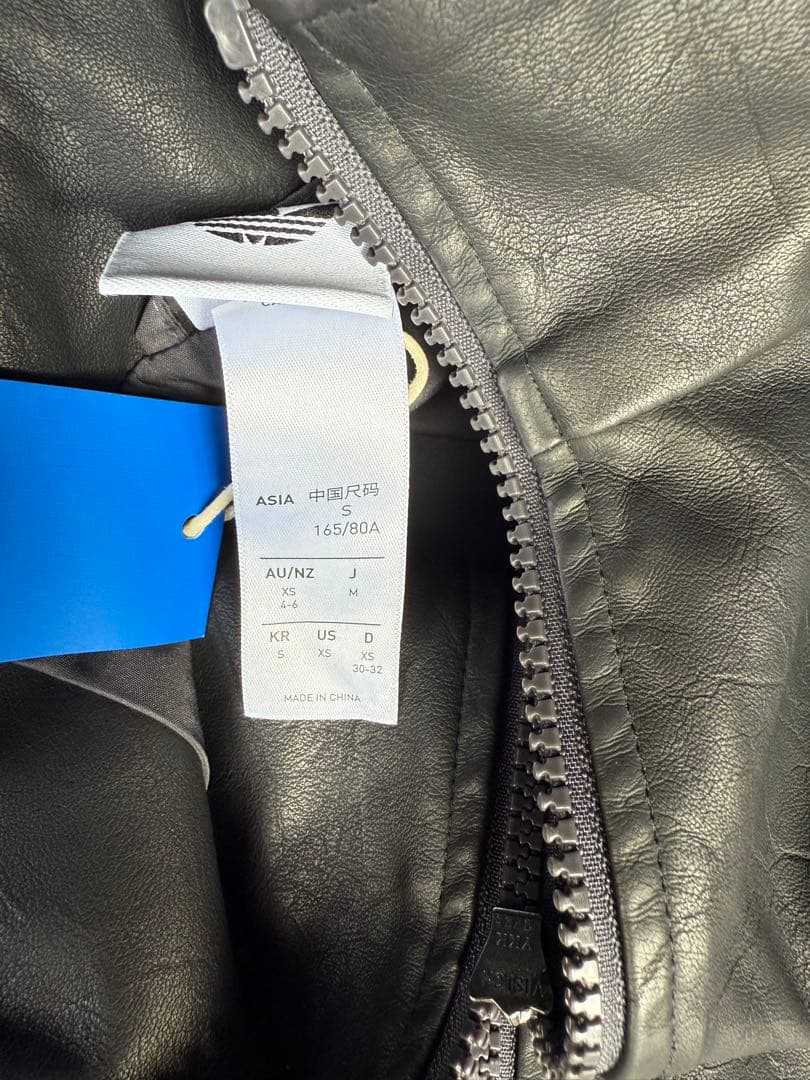 新品未使用 adidas プレザー ファイヤーバード M サイズ