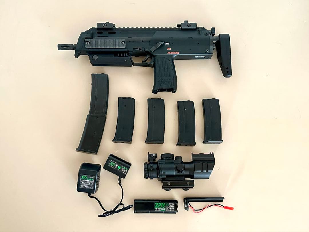 東京マルイ MP7A1 コンパクト 電動 マガジン VERY 100 スコープ付