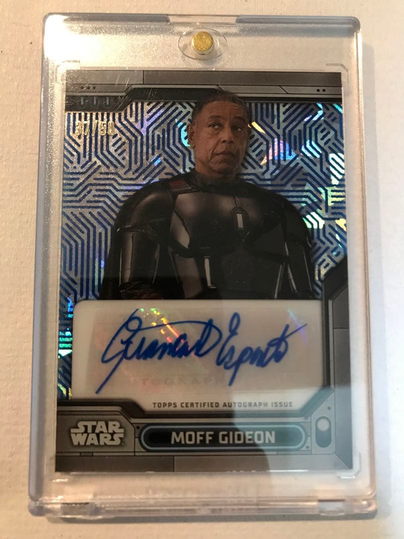 貴重　マンダロリアン　スターウォーズ　topps モフギデオン　サイン　カード