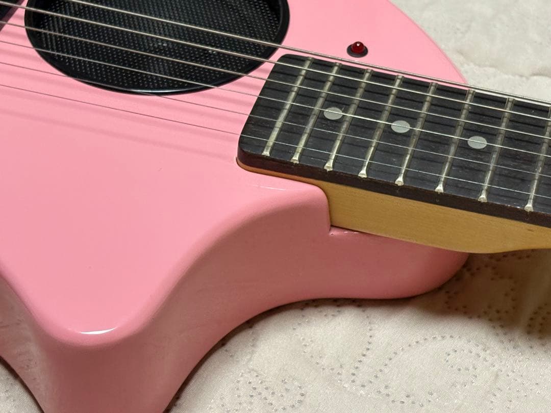 超美品 フェルナンデス ZO-3 エレキギター ピンク ソフトケース付き