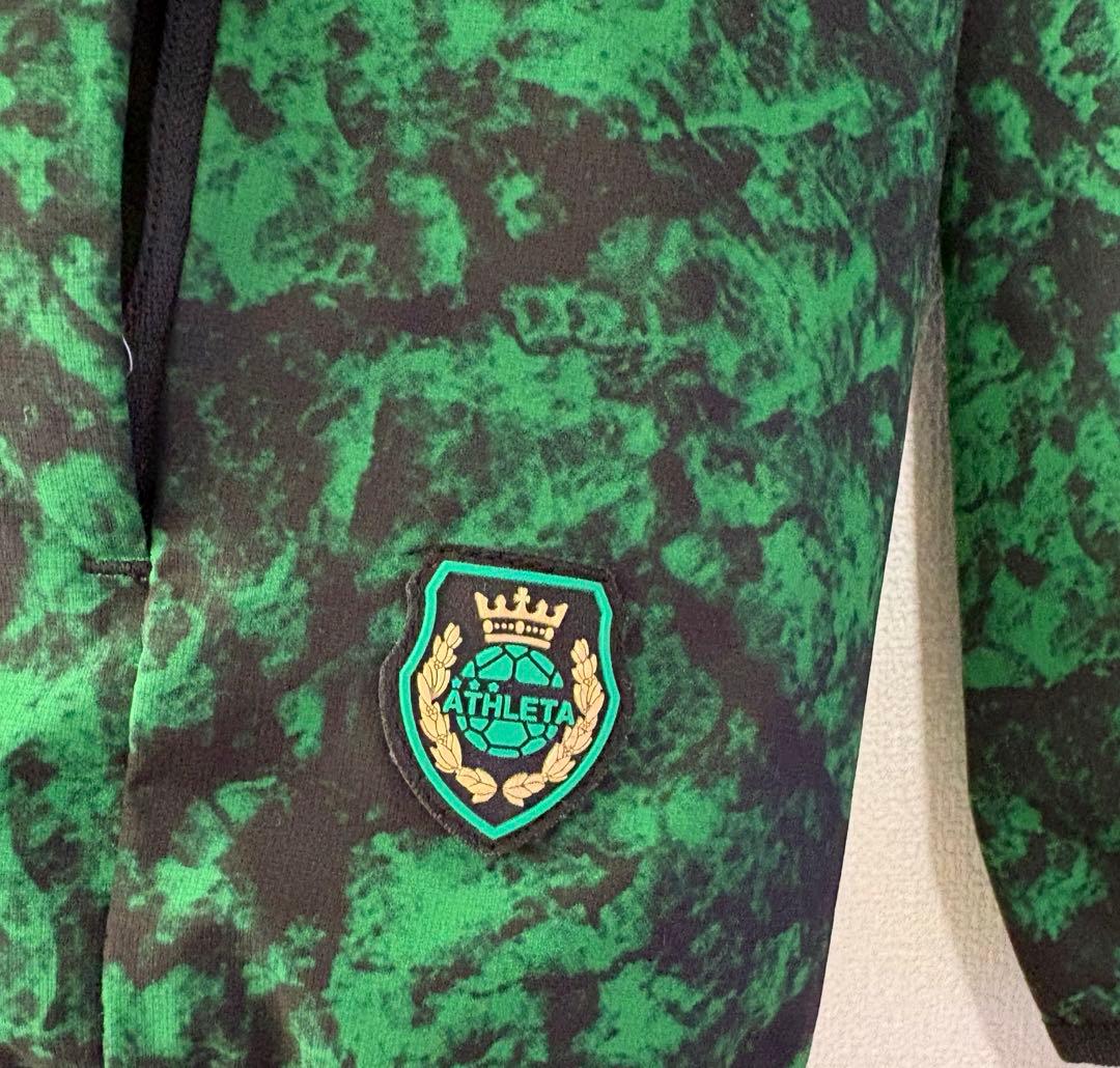 アスレタストレッチトレーニングジャケット　Lサイズ　東京ヴェルディモデル