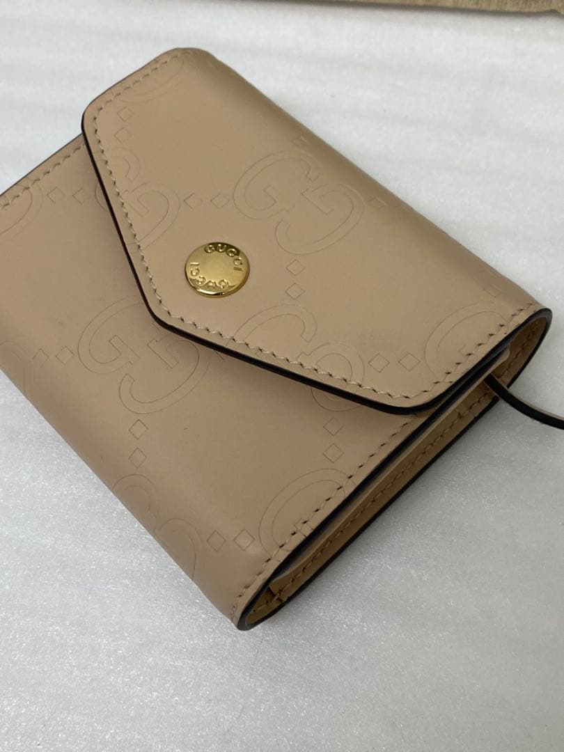 3-3204 GUCCI グッチ 3つ折り財布 GGロゴ ミディアム ウォレット