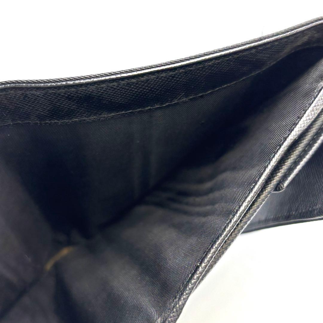 美品　PRADA プラダ ナイロン ポーチ 三角ロゴ ブラック クラッチバッグ