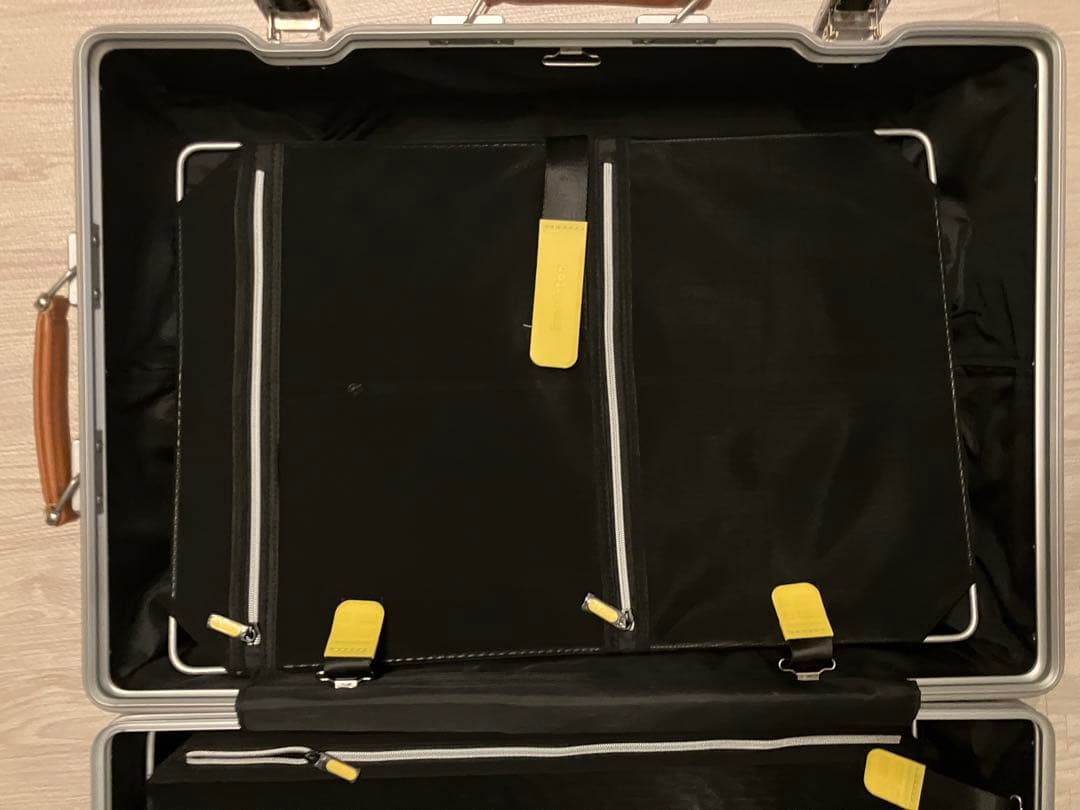 【最終価格】イノベーター　スーツケース　アルミ　70L　INV5811