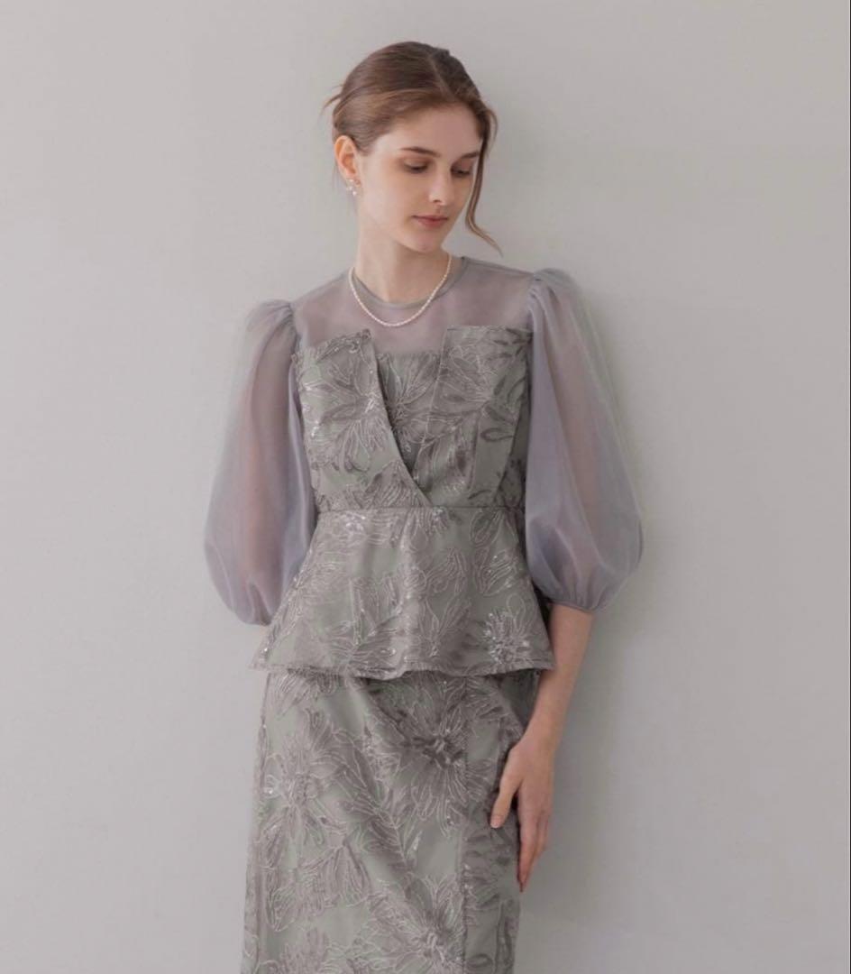 LEJAシアーパフスリーブペプラムスパンコール花柄Iラインドレス オケージョン