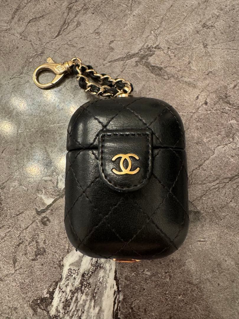 AirPodsケース　第一世代　　シャネル　マトラッセ