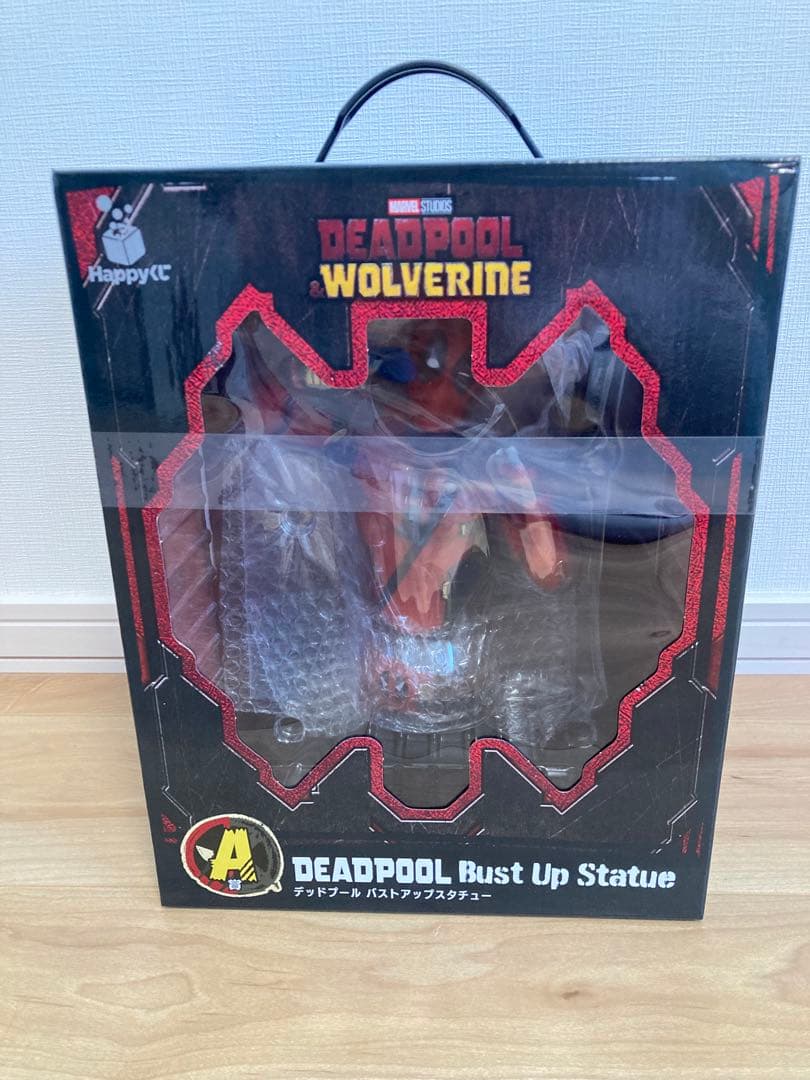 DEADPOOL Bust Up Statue ウルヴァリン