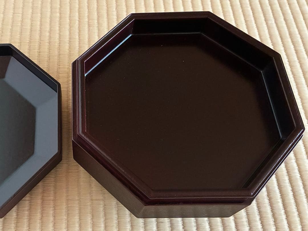 茶道具　表千家流『八角喰籠』一閑溜塗 二重菓子器