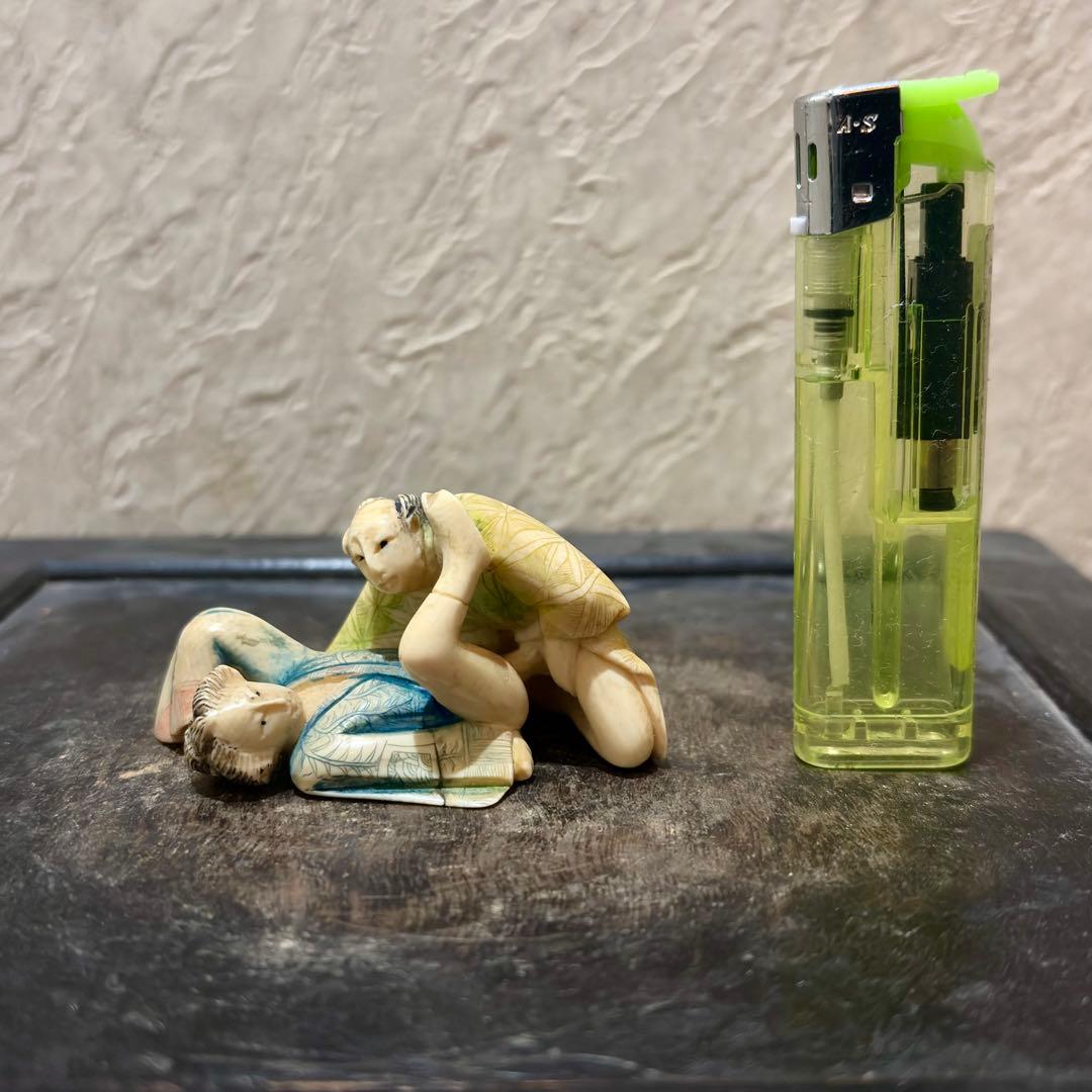 根付　春画　時代物　天然素材　アンティーク　骨董　古美術　レトロ　盆栽　真柏　松