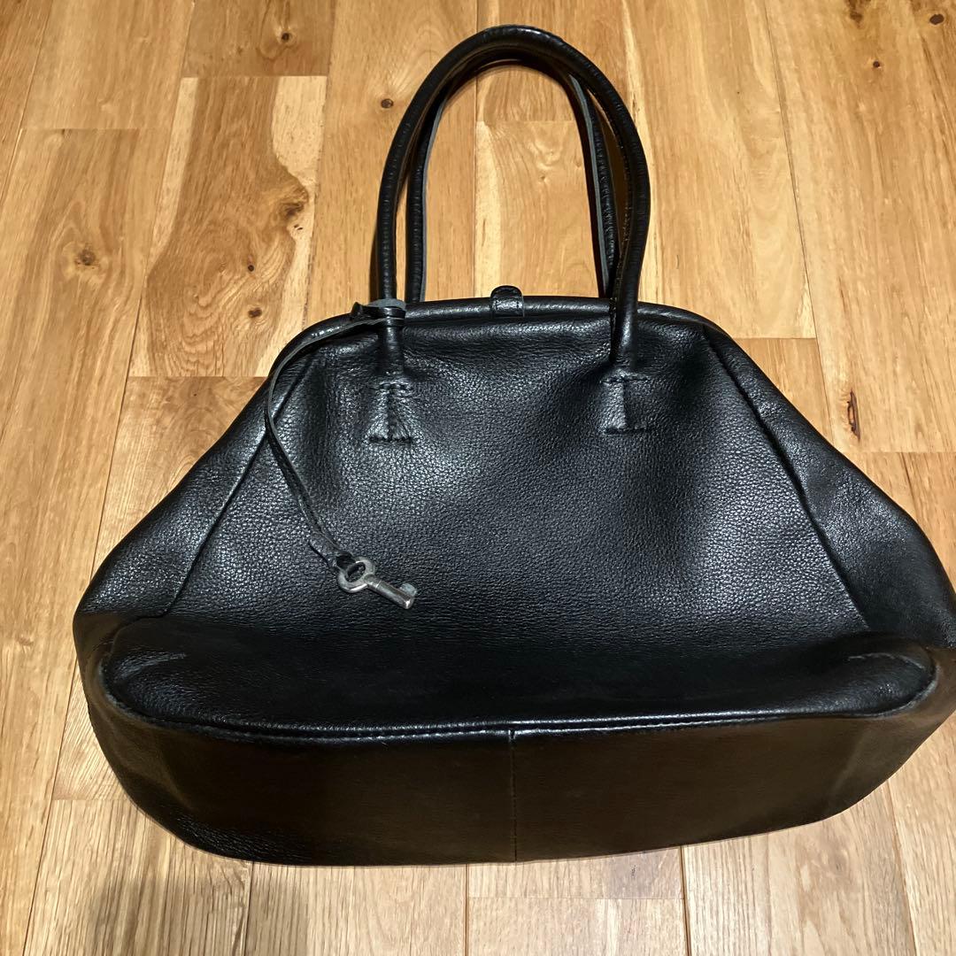 soutiencollar 黒 レザーハンドバッグ