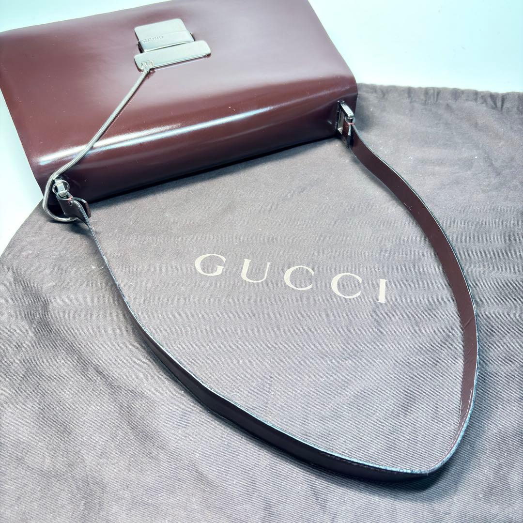 美品　GUCCI グッチ ショルダーバッグ エナメル ダークブラウン シルバー