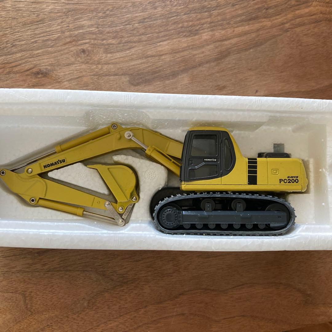 今週値下げ！Komatsu PC200 パワーショベル