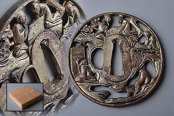 ◆224◆人物透文丸鍔　刀装具 刀剣美術　時代　日本刀拵え縁頭柄前銅製金工品