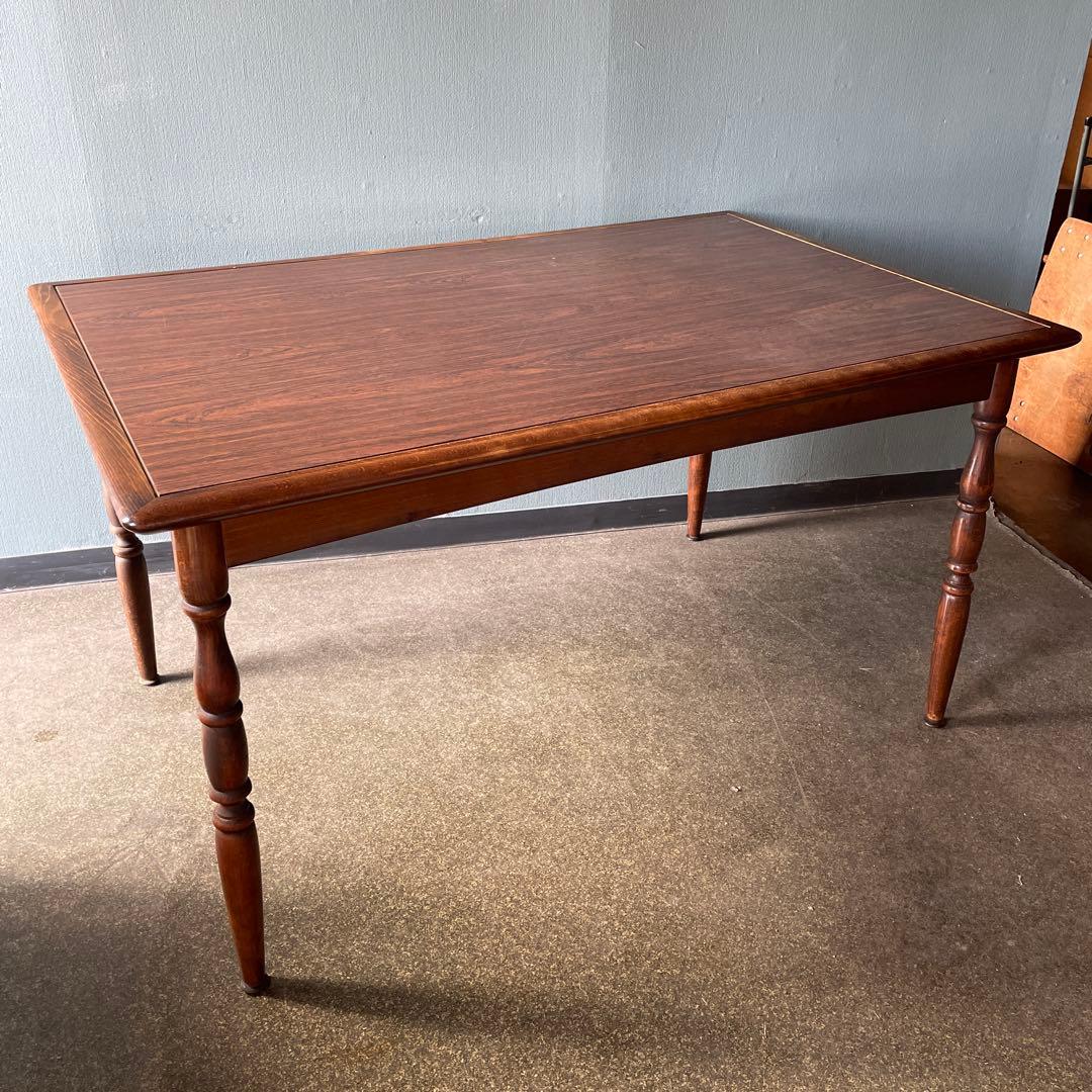 飛騨産業　キツツキ　赤ロゴ　ダイニングテーブル　昭和レトロ