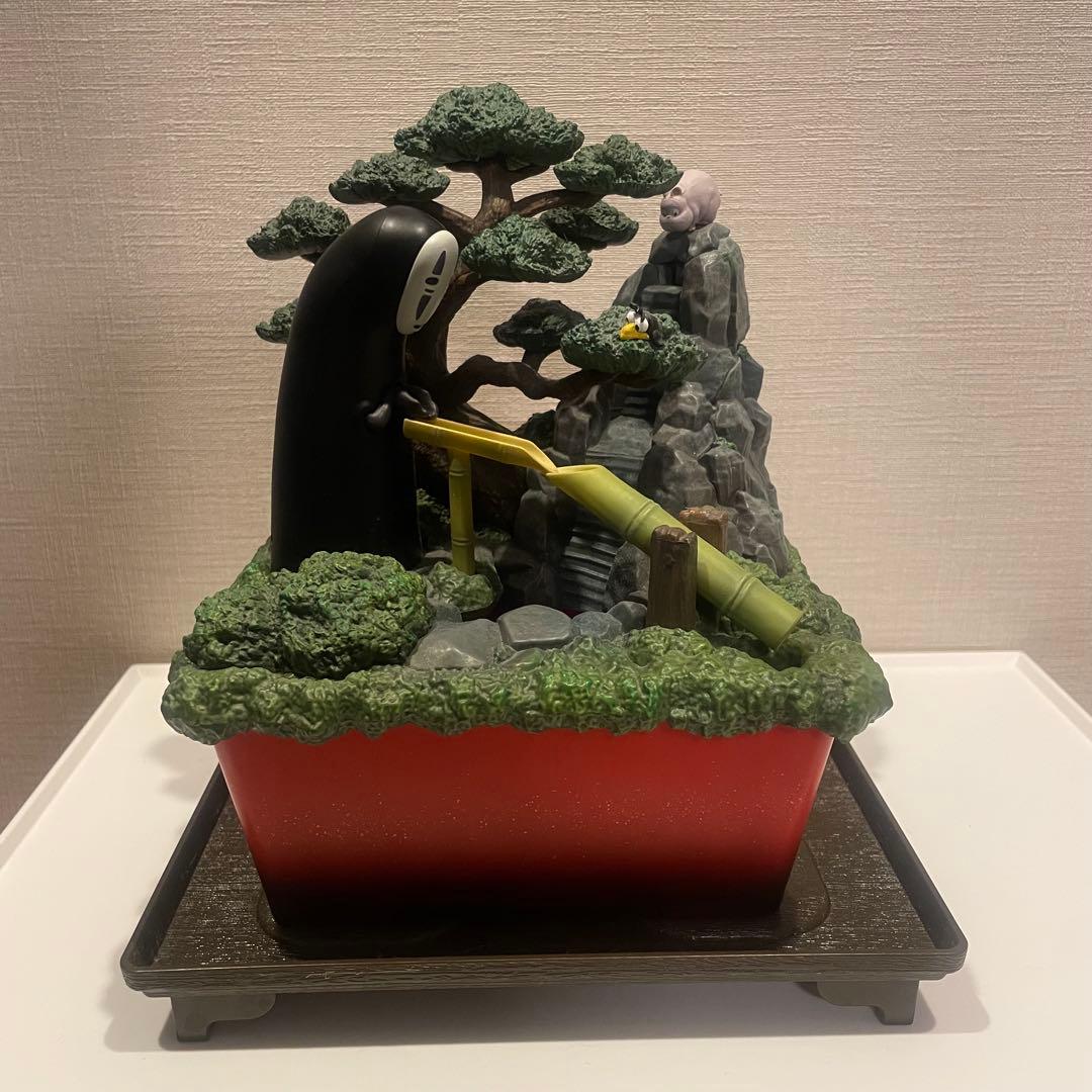 46スタジオジブリ ウォーターガーデン カオナシ