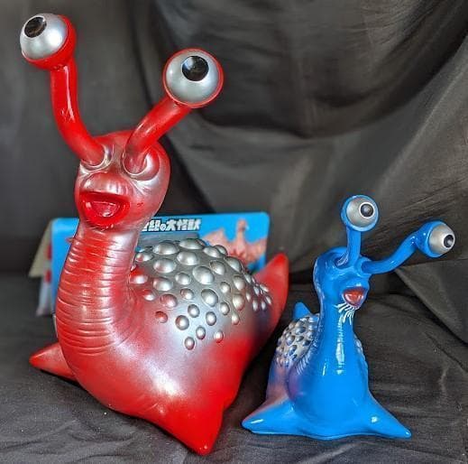 ジャイアント＆スタンダード・ナメゴン（ブルマァク復刻）ソフビフィギュア２体セット