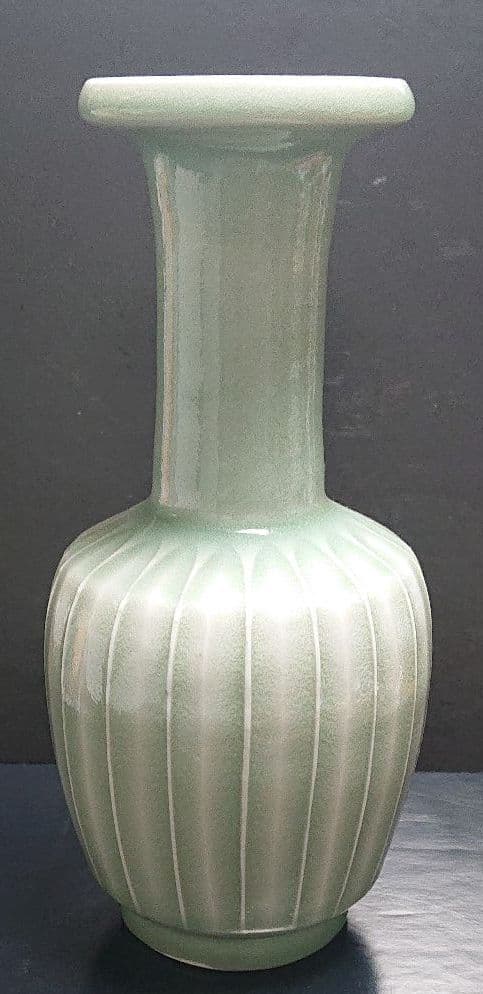 翠磁刻文花入 ☆人間国宝 原清☆