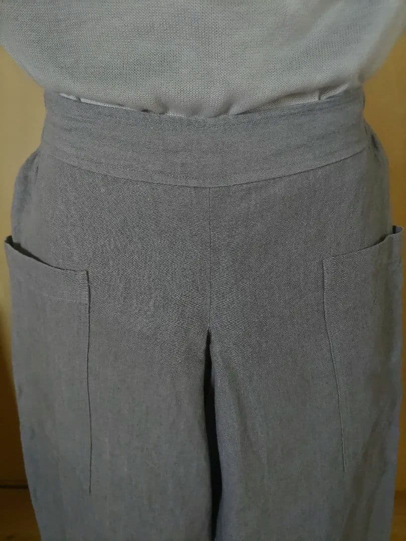 slon square linenポケット付きタックパンツ