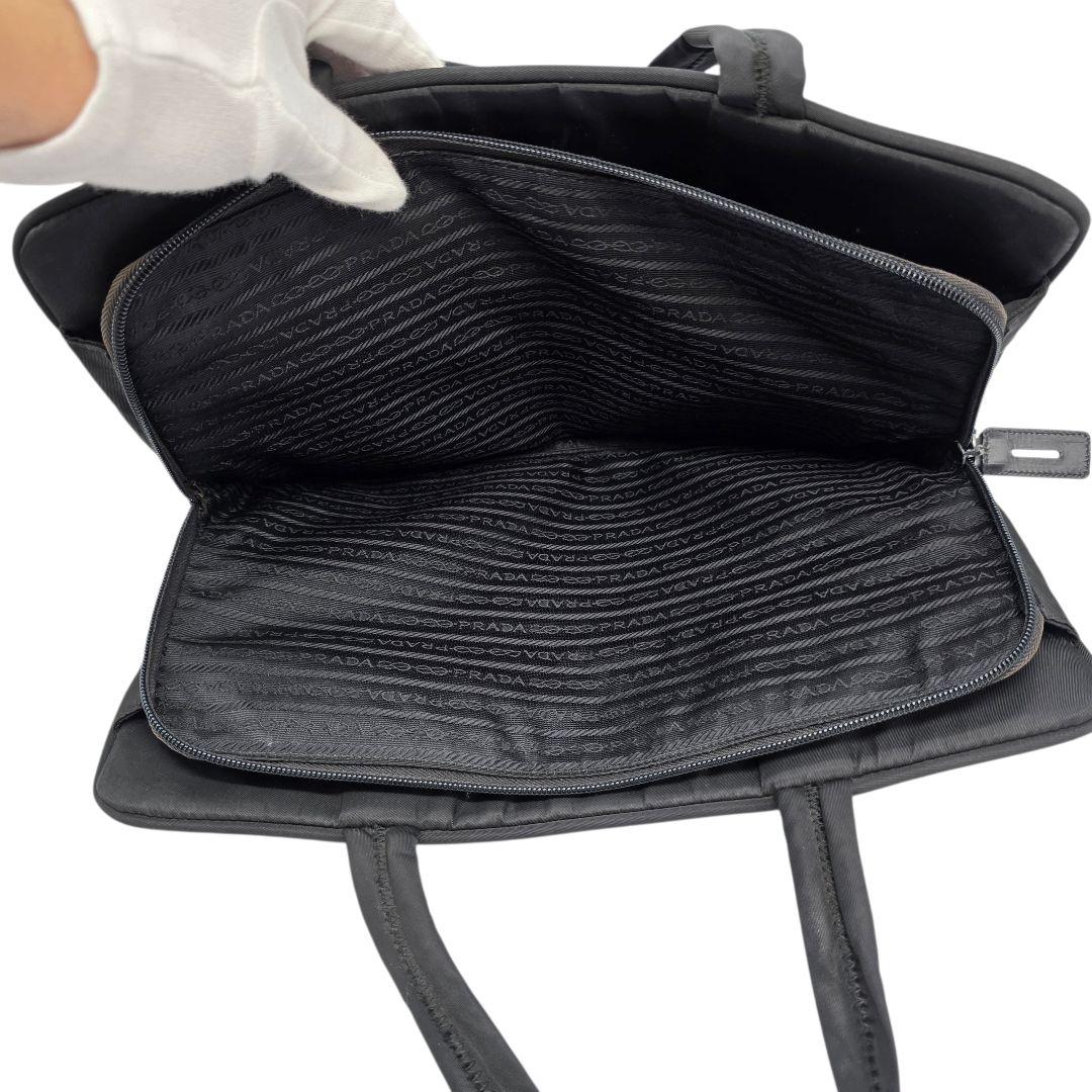 takapi様✨【三角プレート　A4可】プラダ　ビジネスバッグ　テスートナイロン