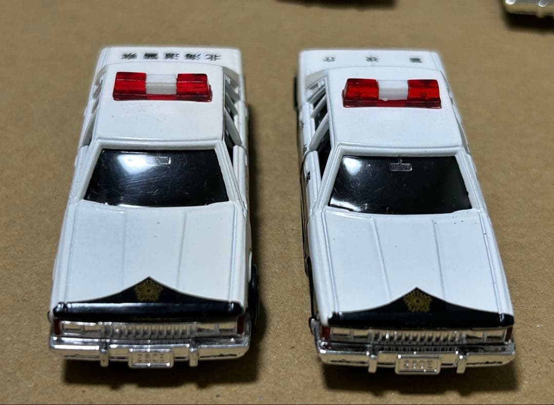 日本製 トミカ ニッサン セドリック 280Eブロアム パトカー 4台セット