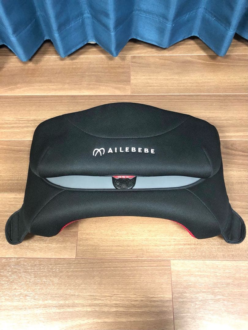 AILEBEBE エールべべ　チャイルドシート　スカーレットブラック