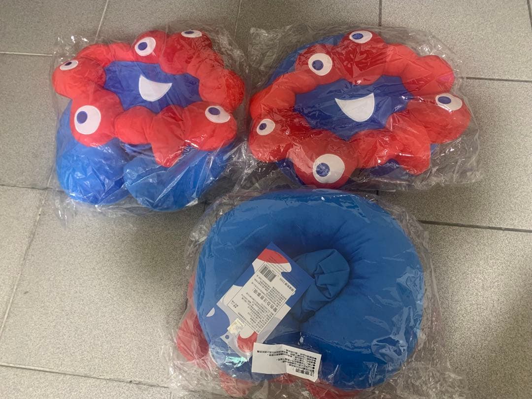 台湾限定　ミャクミャク　ネックピロー　大阪関西万博