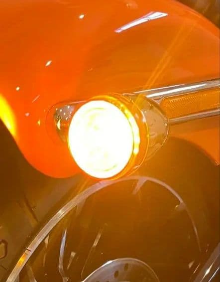 ハーレー 2024 ブレイクアウト 純正LED リアウインカー　新車取り外し部品