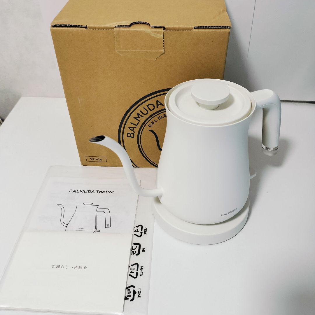 【中古美品】バルミューダ　電気ケトル　ホワイト　1110