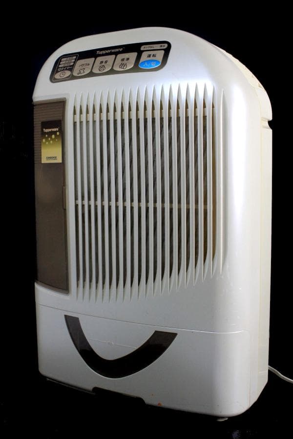 タッパーウェアから、強力な除湿力と乾燥力を兼ね備えた除湿乾燥機が登場！