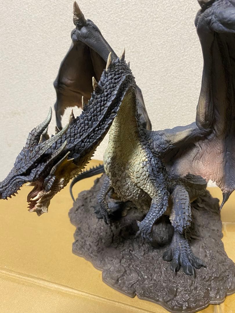 カプコンフィギュアビルダー　クリエイターズモデル　黒龍　ミラボレアス　モンハン
