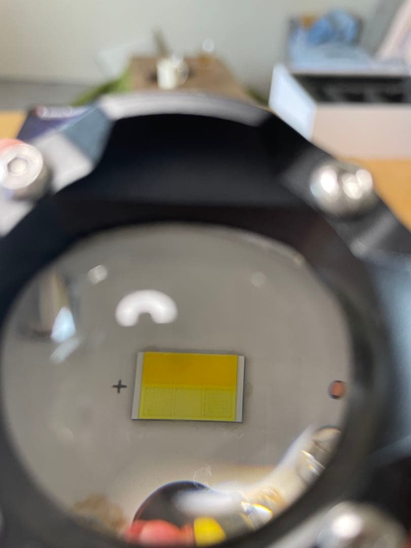 Kaedear カエディア Cyber サイバーLEDプロジェクター